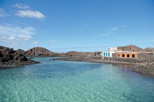 restaurant in Lobos Island