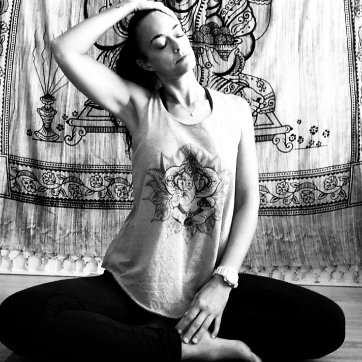 FLEXIÓN LATERAL DEL CUELLO